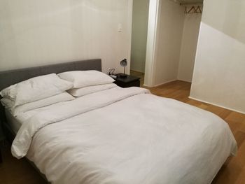One Bedroom Apartment - Accommodation VIC 2