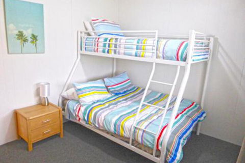 The Relax Shack At Culburra Beach Sleeps 7 - Accommodation VIC 4