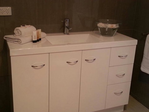 Chenery Retreat - Accommodation VIC 6