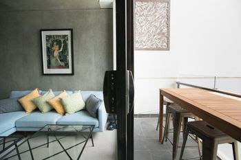 Spacious Apartment Close To Melbourne CBD - Accommodation VIC 3