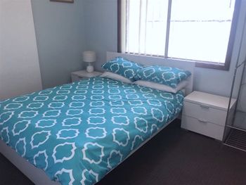 Caves Cottage - Accommodation VIC 3