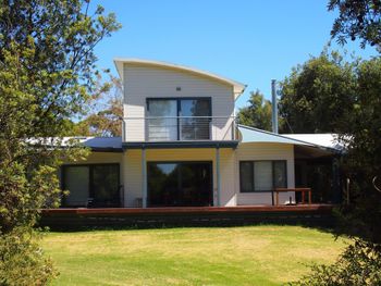 Uringah Rejuvenate Stays - Accommodation VIC 4