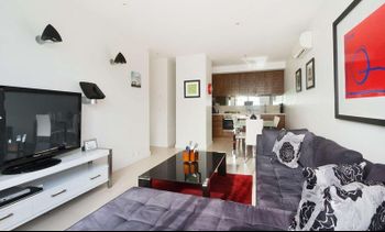 Smart Modern In St. Kilda - Accommodation VIC 0