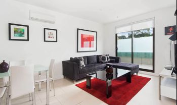 Smart Modern In St. Kilda - Accommodation VIC 1