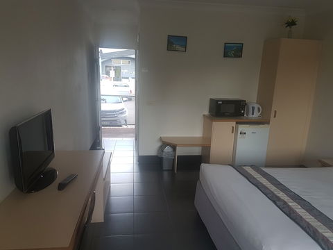 Jopen Cafe & Motel - Accommodation VIC 5