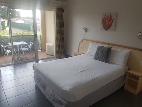 Jopen Cafe & Motel - Accommodation VIC 4