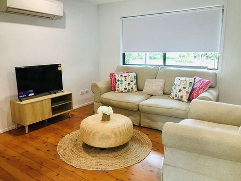 Coastal Cottage - Cannonvale - Accommodation VIC 6