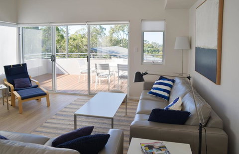 The Villa Dunsborough - Accommodation VIC 2