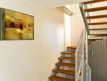 Seaspray Apartments - Accommodation VIC 3