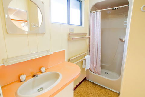 Tasman Holiday Parks - Hervey Bay - Accommodation VIC 5