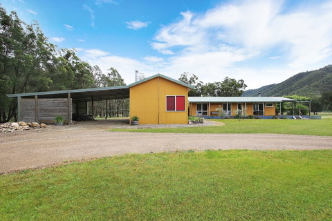 Feathertop Views And Dorm - Accommodation VIC 1