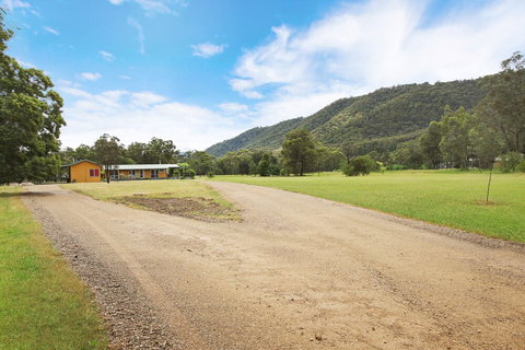 Feathertop Views And Dorm - Accommodation VIC 0