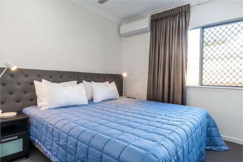 Blue Lagoon Villa B - Accommodation VIC 6