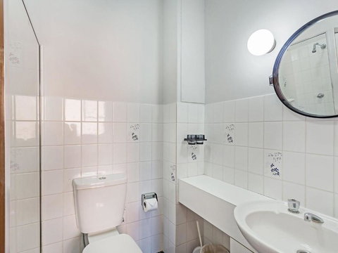 Kurranulla, Unit 5/15 Weatherly Close - Accommodation VIC 6