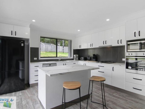 Rays On Elizabeth Parade - Accommodation VIC 6