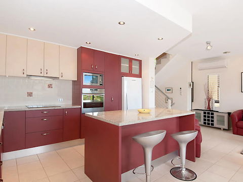 Viewland Drive Private Holiday Apartment - Accommodation VIC 0