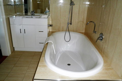 Fairbank House - Accommodation VIC 4