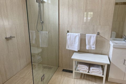 Fairbank House - Accommodation VIC 6