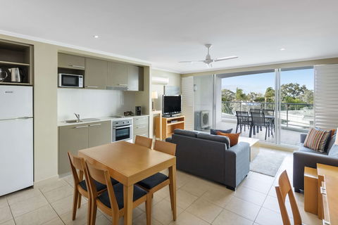 Oaks Hervey Bay Resort And Spa - Accommodation VIC 5