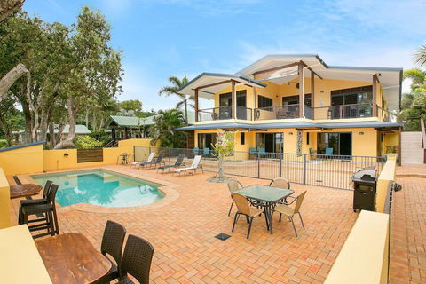 Taihoa Holiday Units - Accommodation VIC 5