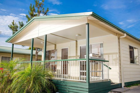 Ingenia Holidays One Mile Beach - Accommodation VIC 2