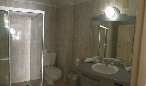 Pacific Garden Hotel - Accommodation VIC 6