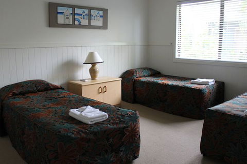 Sanctuary Lakes Fauna Retreat - Accommodation VIC 6