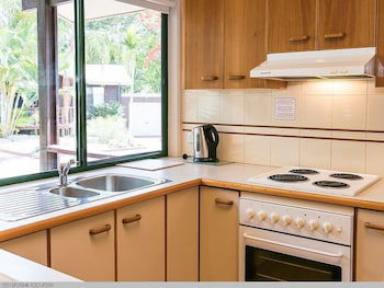 Boat Harbour Apartments - Accommodation VIC 6