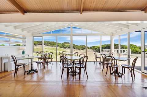 Clifftop Boutique Accommodation - Accommodation VIC 3