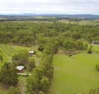 Twin Trees Country Cottages - Accommodation VIC