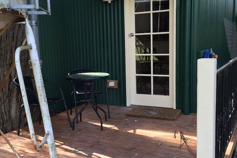 Holly Lane Mews - Accommodation VIC 3