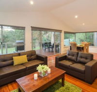 Acacia Chalets