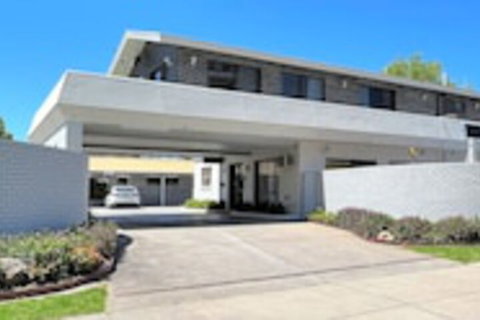 Albury Garden Court Motel - Accommodation VIC 0