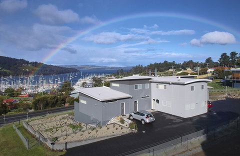 The Cove Kettering - Accommodation VIC 4