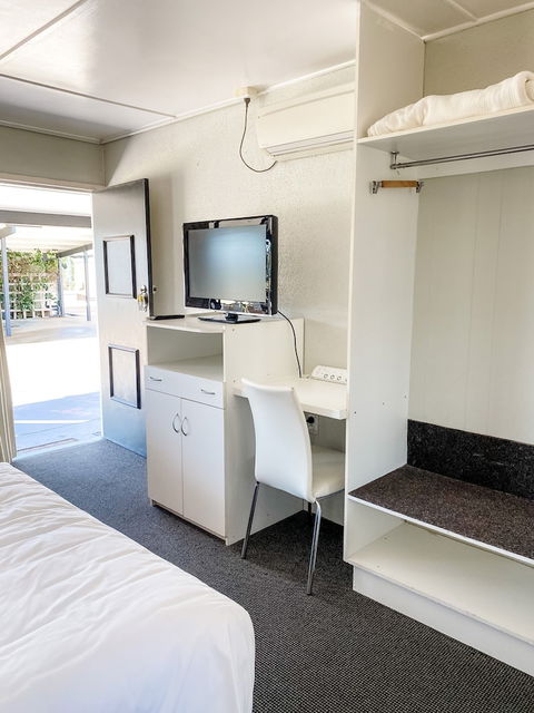 Pacific Sun Motor Inn Bargara - Accommodation VIC 1