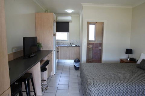 Tumut Apartments - Accommodation VIC 3