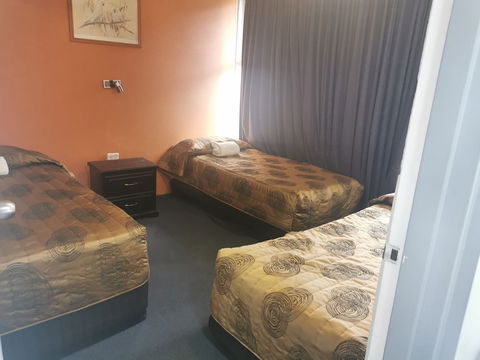 Central Motel Ipswich - Accommodation VIC 6