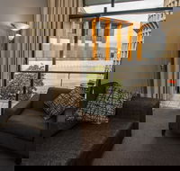 The Clarendon Hotel - Accommodation VIC