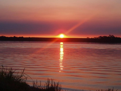 Regatta Point Tavern & Holiday Villas - Accommodation VIC 2