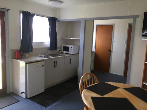 Regatta Point Tavern & Holiday Villas - Accommodation VIC 3