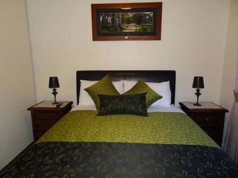 Hahndorf Oak Tree Cottages - Accommodation VIC 1