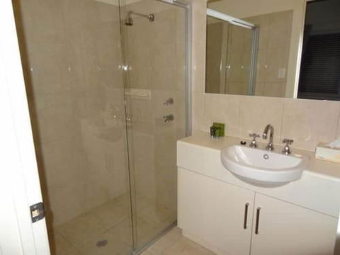 Hahndorf Oak Tree Cottages - Accommodation VIC 3