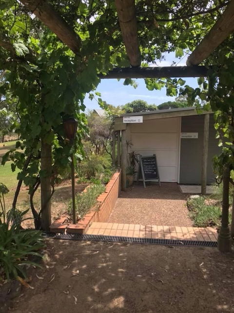 Elfin Hill Country Accommodation - Accommodation VIC 1