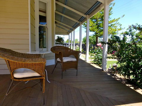La Maison St. Arnaud - Accommodation VIC 3