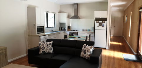 Jarrah Grove Forest Retreat - Adults Only - Accommodation VIC 2