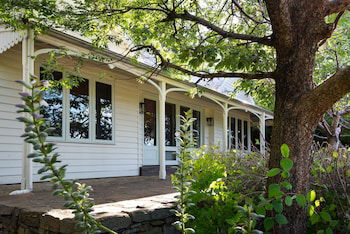 Botanica - Accommodation VIC 1