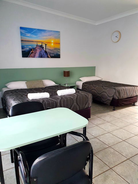 Sunseeker Motel - Accommodation VIC 6