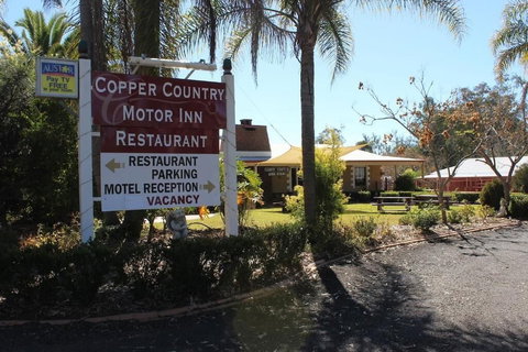 Copper Country Motor Inn & Restaurant - Accommodation VIC 0