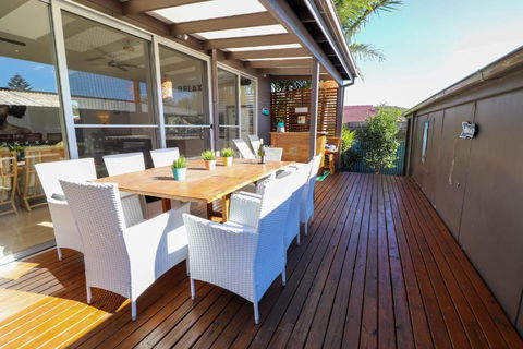Surfside - Accommodation VIC 6