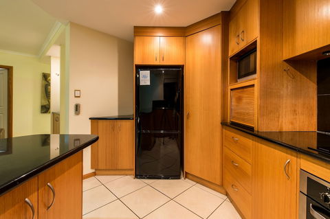 Waves - Accommodation VIC 6